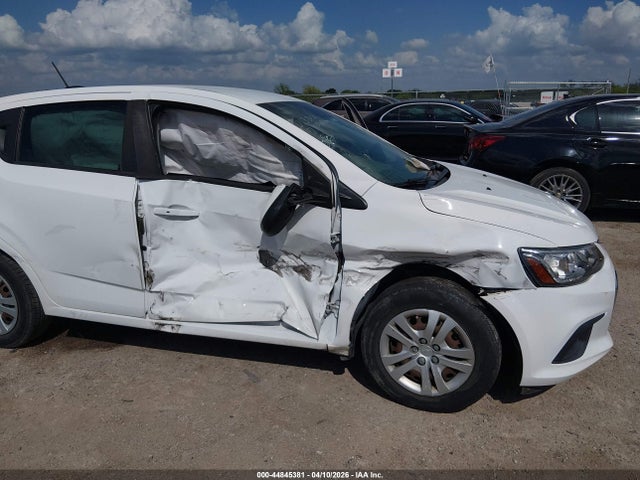 Chevrolet Sonic Lt Auto