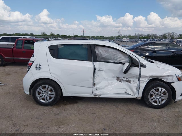 Chevrolet Sonic Lt Auto
