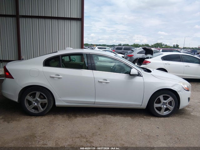 Volvo S60 T5