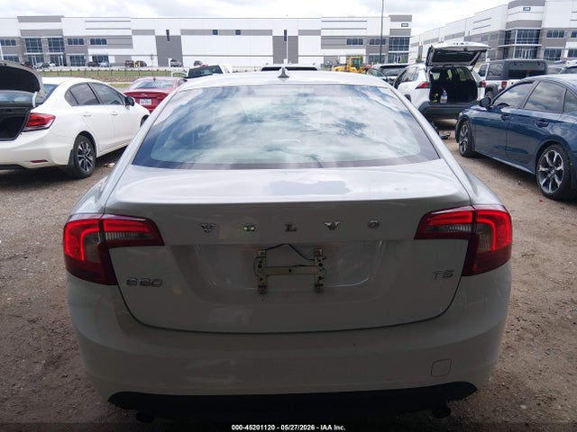 Volvo S60 T5