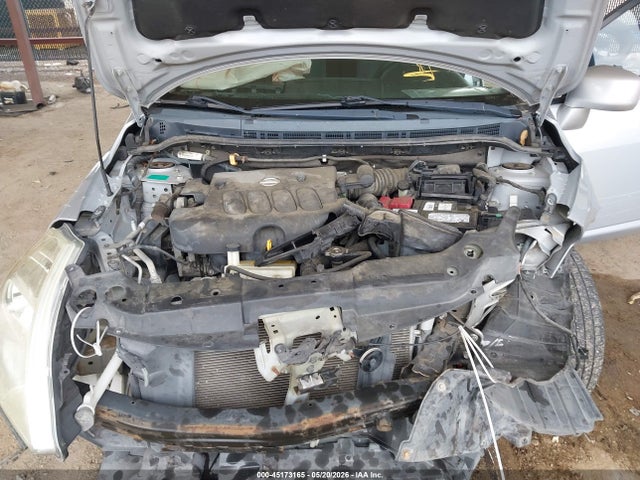 Nissan Versa 1.8s