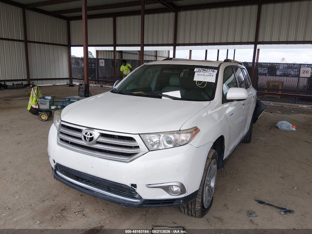 Toyota Highlander Limited V6