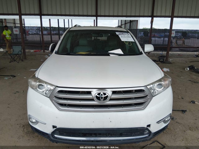 Toyota Highlander Limited V6