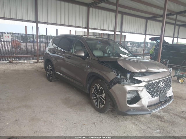 Salvage Hyundai SANTA FE Image