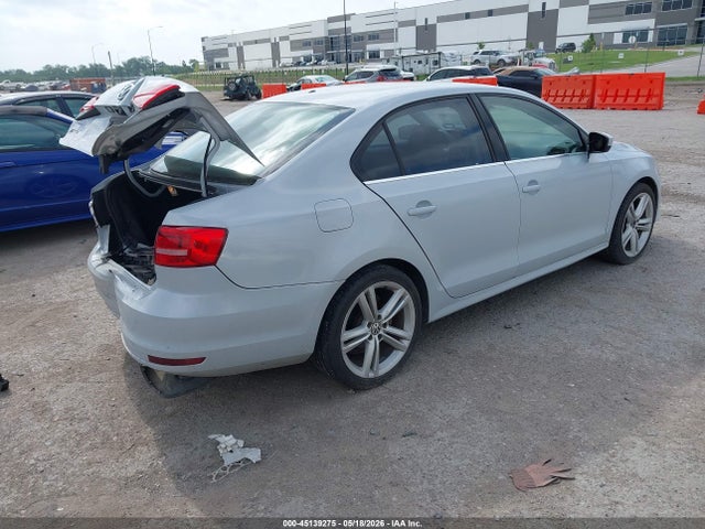 Volkswagen Jetta 1.4t S