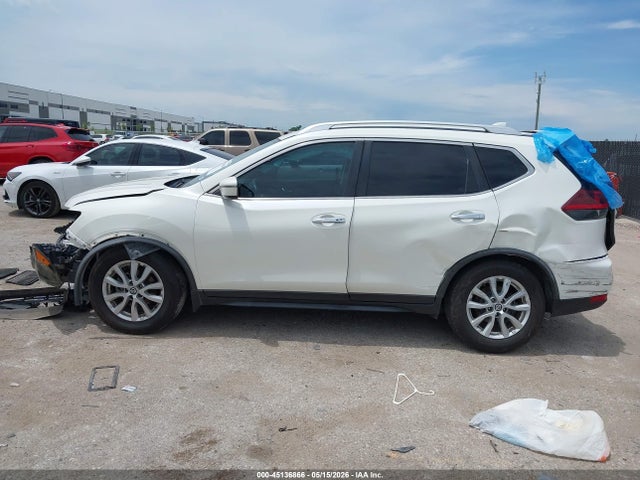Nissan Rogue Sv