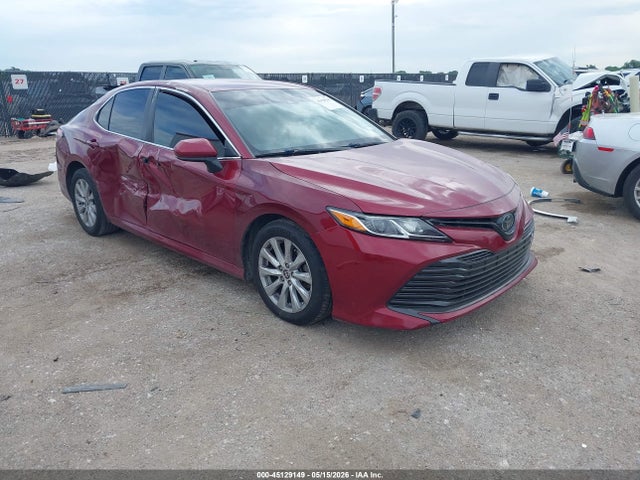 Salvage Toyota Camry Image