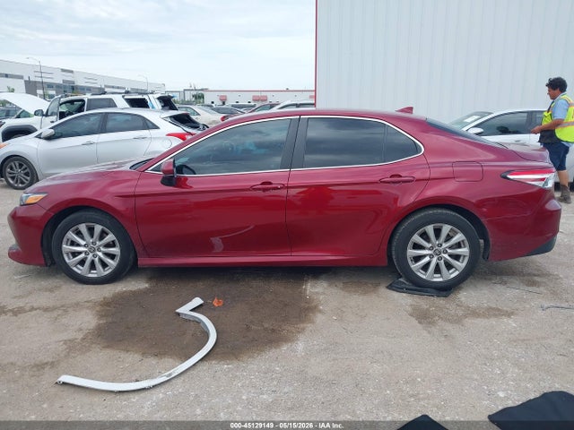 Toyota Camry Le