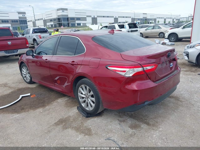 Toyota Camry Le