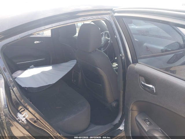 Dodge Charger Se