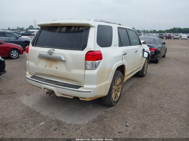 Toyota 4Runner Limited V6