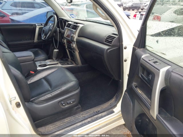Toyota 4Runner Limited V6