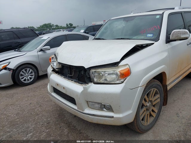 Toyota 4Runner Limited V6