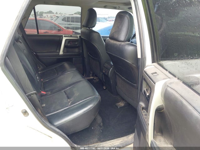Toyota 4Runner Limited V6