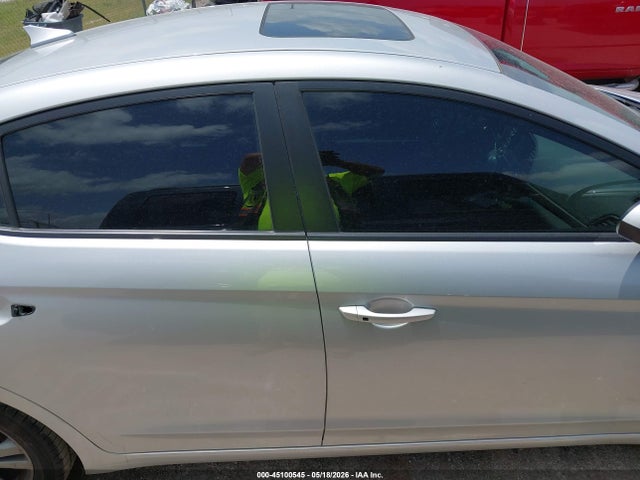 Hyundai ELANTRA Value Edition