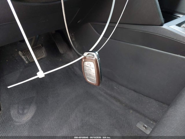 Hyundai ELANTRA Value Edition