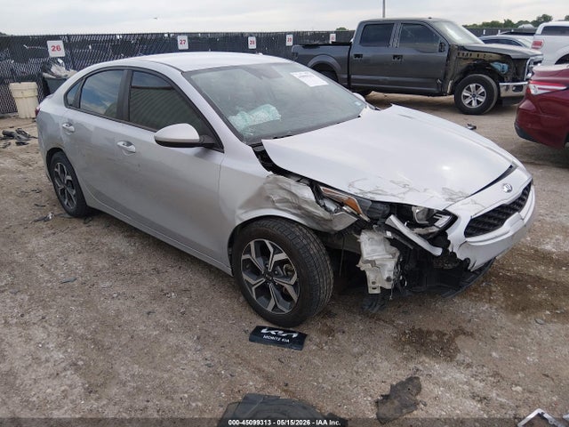 Salvage Kia Forte Image