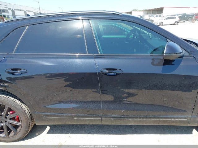 Audi Q8 55 Premium