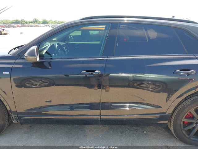 Audi Q8 55 Premium