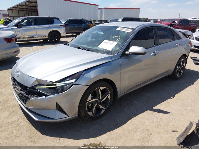Hyundai ELANTRA Sel