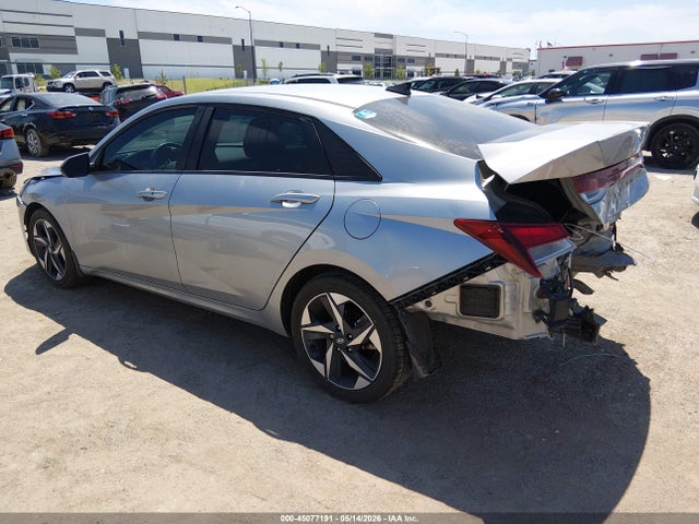 Hyundai ELANTRA Sel