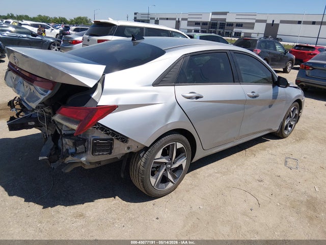 Hyundai ELANTRA Sel