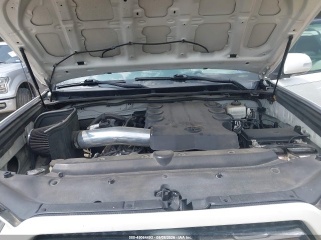 Toyota 4Runner Sr5 V6