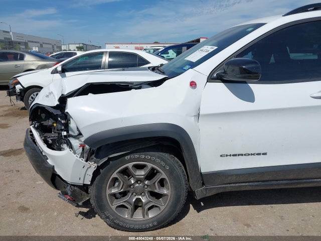 Jeep Cherokee Trailhawk 4x4
