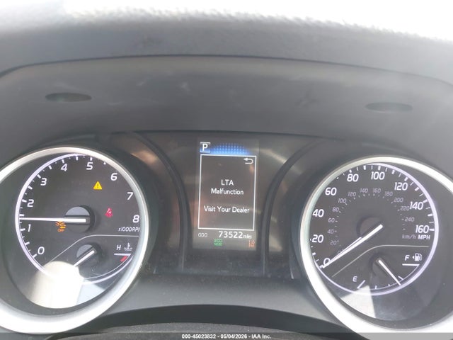 Toyota Camry Le