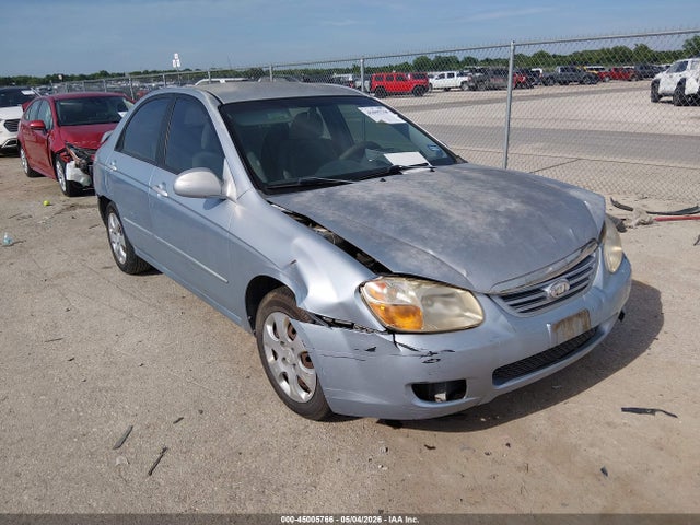 Salvage Kia Spectra Image