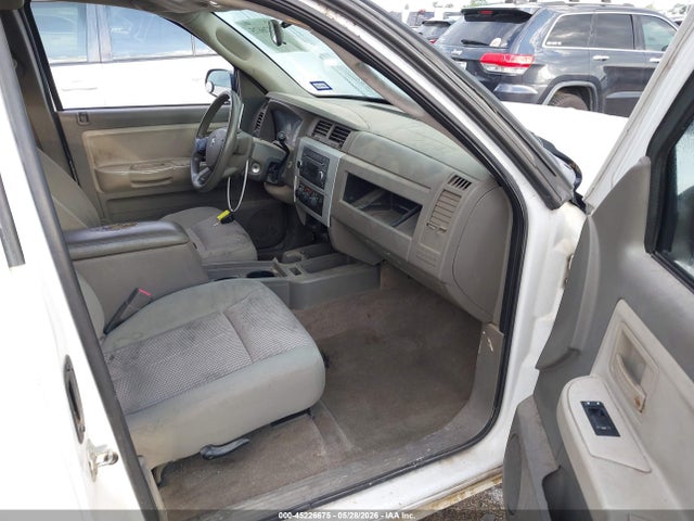 Dodge Dakota Slt