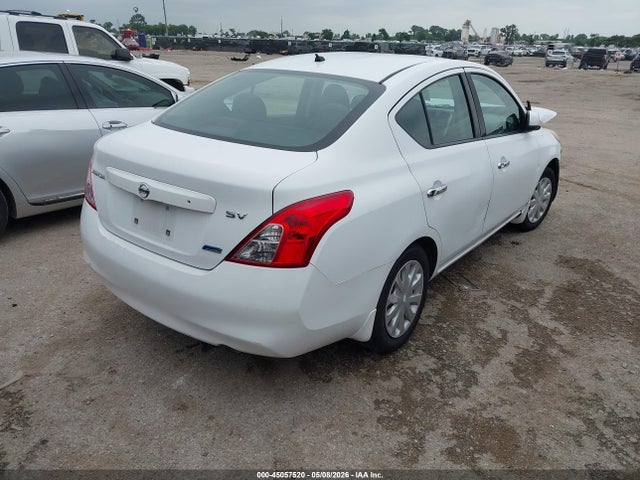 Nissan Versa 1.6 Sv
