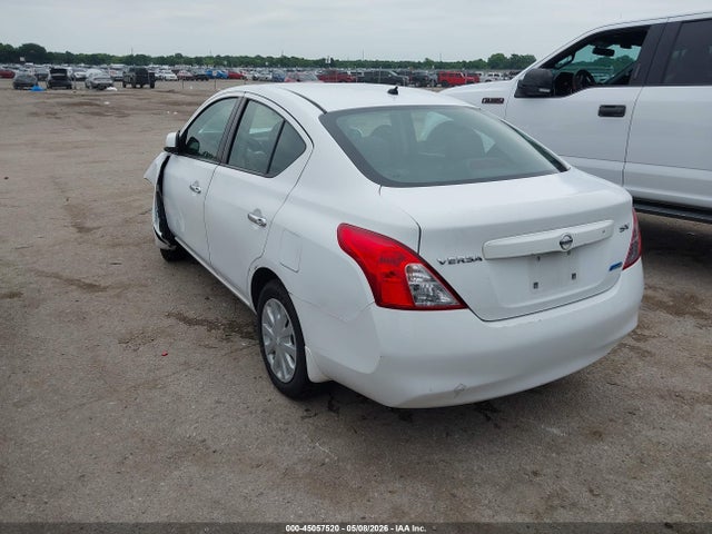 Nissan Versa 1.6 Sv