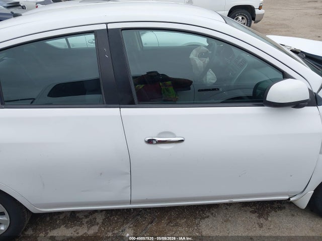 Nissan Versa 1.6 Sv