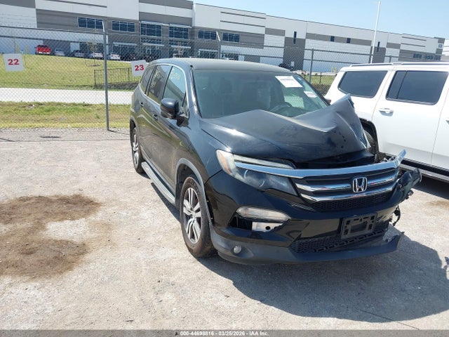 Salvage Honda Pilot Image