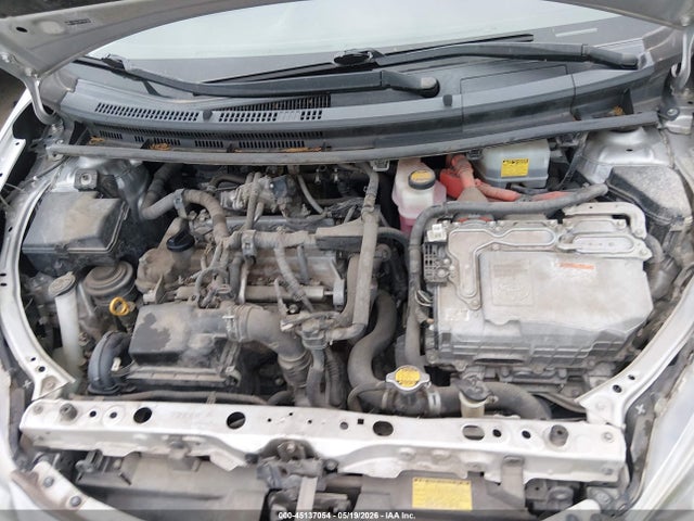 Toyota Prius c Three