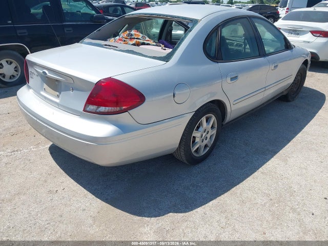 Ford Taurus Se