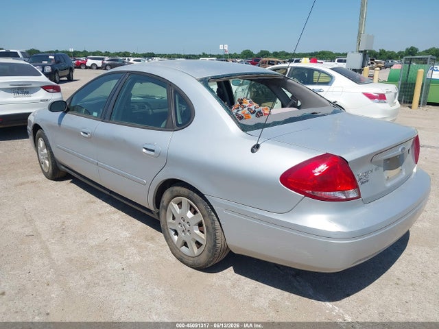 Ford Taurus Se