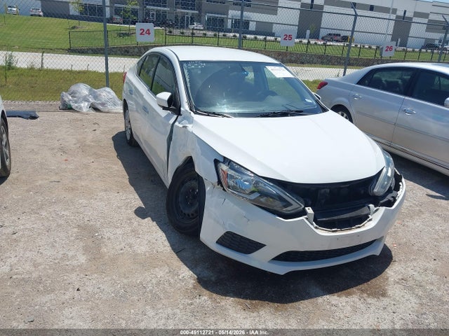 Salvage Nissan Sentra Image