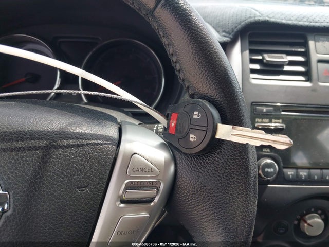 Nissan Versa Sv