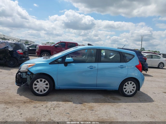 Nissan Versa Sv