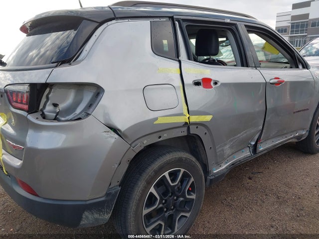 Jeep Compass Trailhawk 4x4