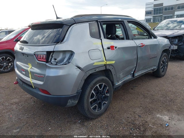 Jeep Compass Trailhawk 4x4