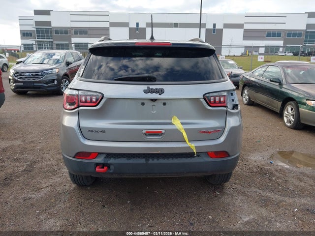 Jeep Compass Trailhawk 4x4