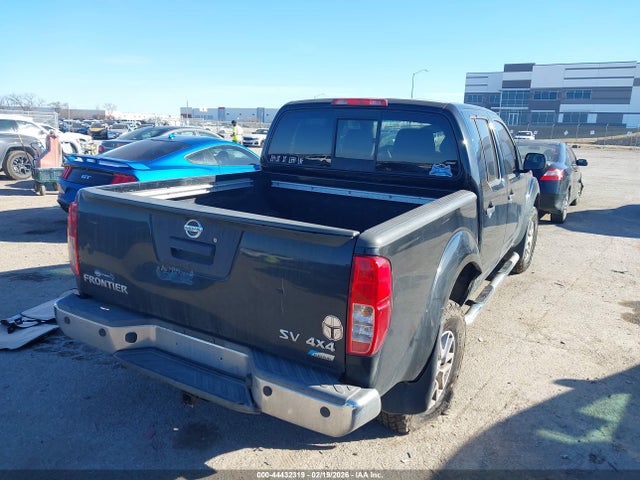 Nissan Frontier Sv