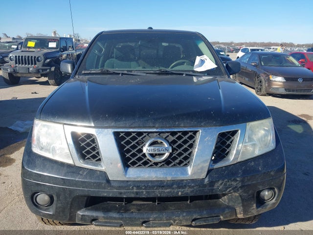 Nissan Frontier Sv