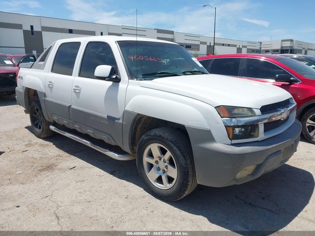 Salvage Chevrolet Avalanche 1500 Image