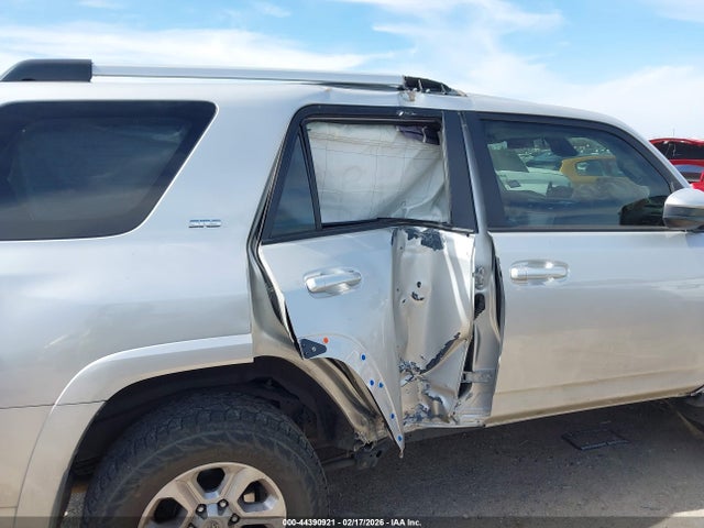 Toyota 4Runner Sr5