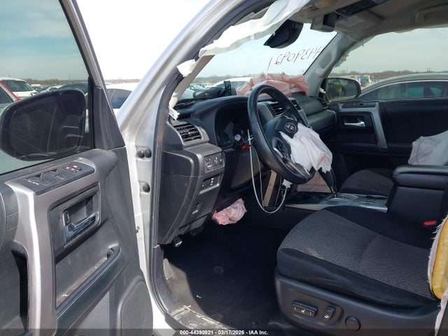 Toyota 4Runner Sr5