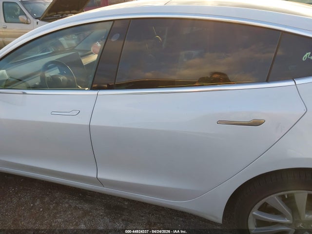 Tesla Model 3 Long Range Dual Motor All-wheel Drive